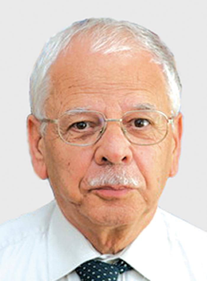 Pierre Sparaco - BIOGRAPHIE