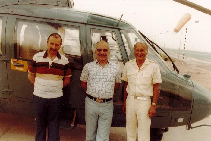 Claude Aubé et le roi Hussein de Jordanie devant le Dauphin